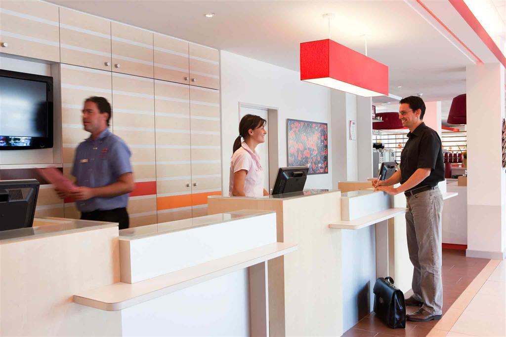 Ibis Zuerich Messe Airport Hotel Ngoại thất bức ảnh