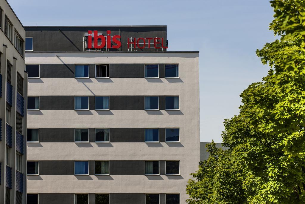 Ibis Zuerich Messe Airport Hotel Ngoại thất bức ảnh