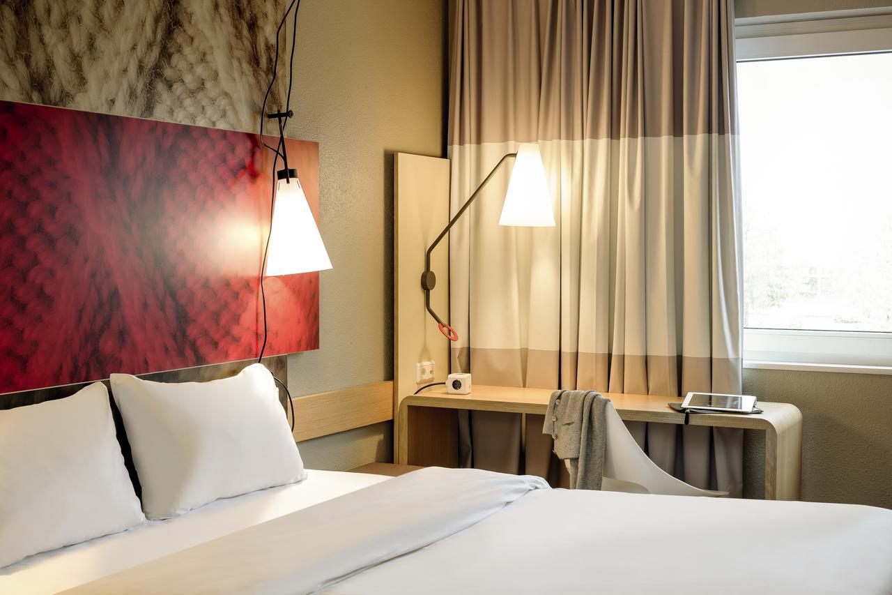 Ibis Zuerich Messe Airport Hotel Ngoại thất bức ảnh