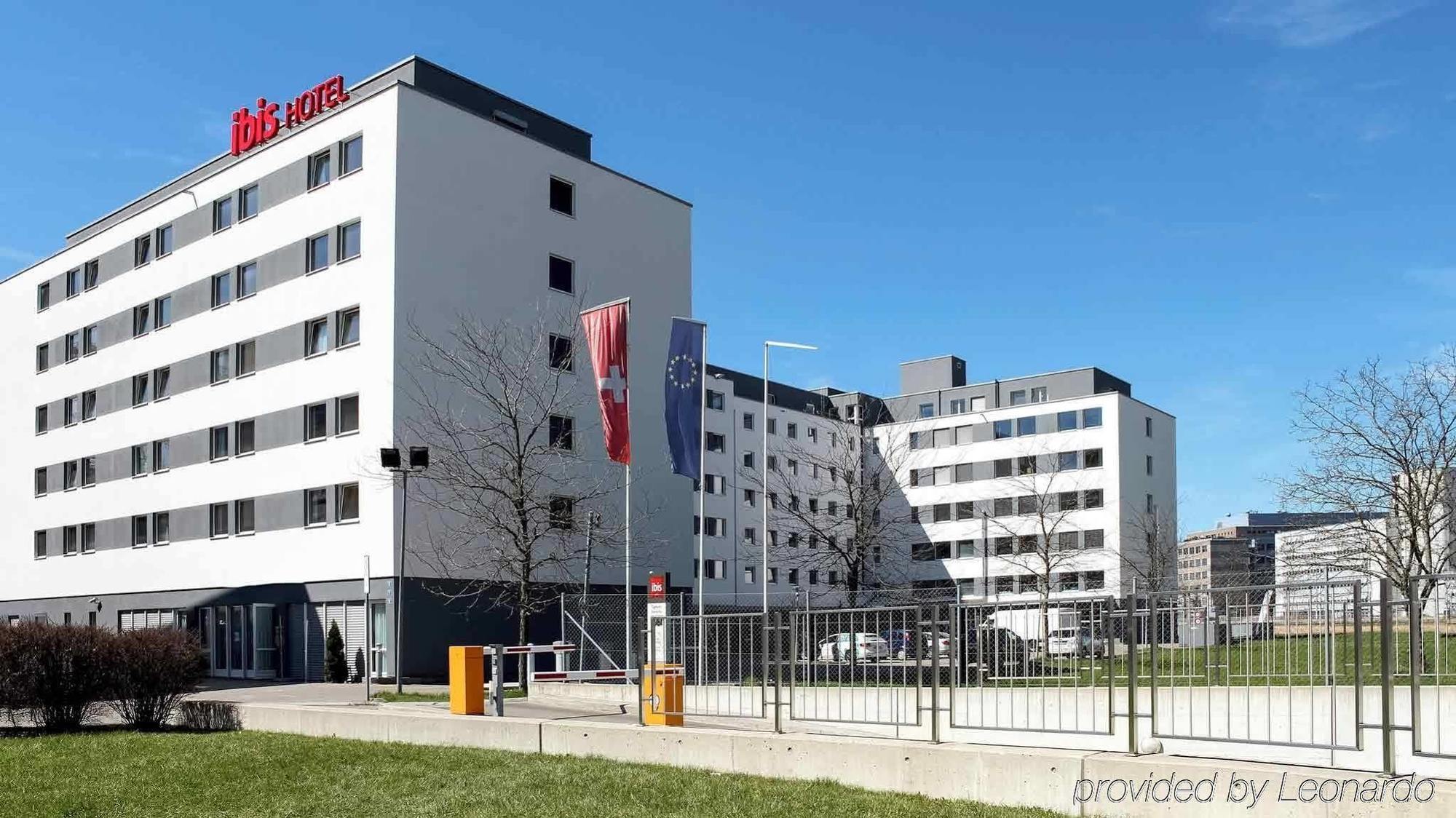 Ibis Zuerich Messe Airport Hotel Ngoại thất bức ảnh